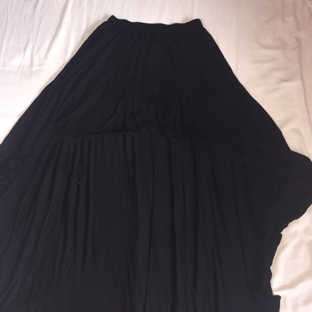 Black forever 21 High-Low skirt